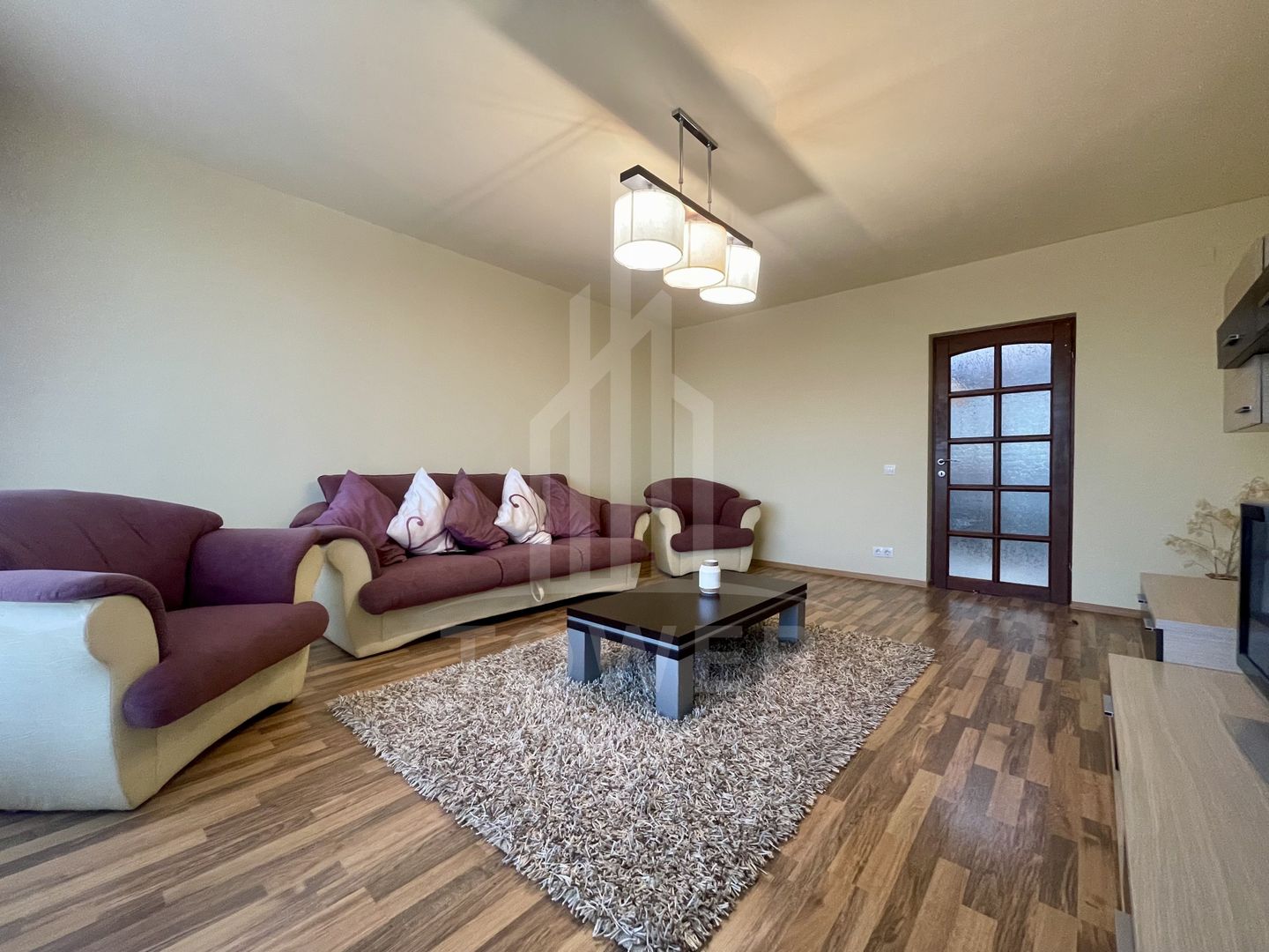 Apartament 3 camere, 95 mp utili, mobilat modern, etaj 2/3, zonă Turnișor - Poză 4