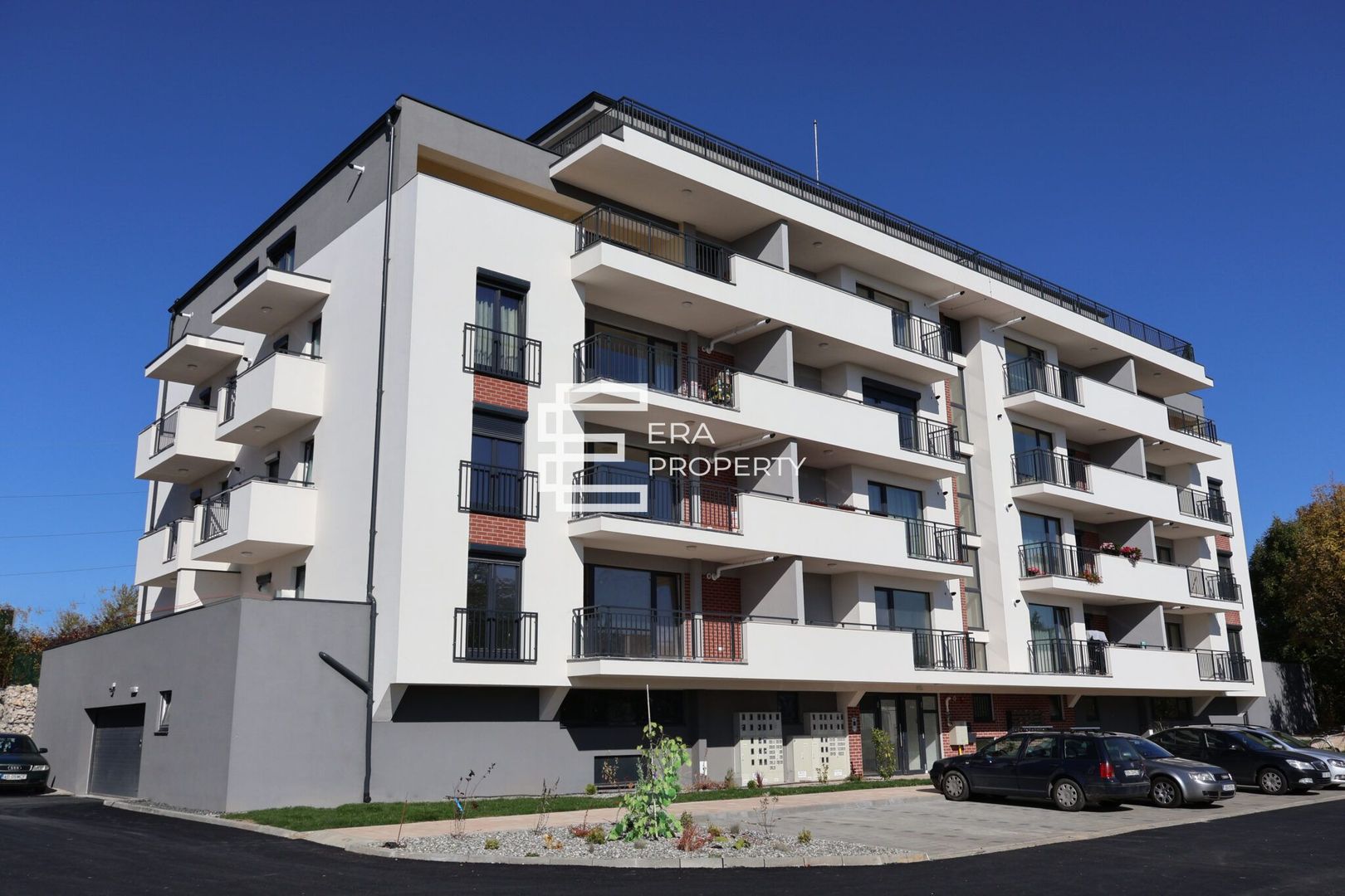 Apartament cu 2 camere, rulouri electrice, încălzire pardoseală, Sibiu - Poză 4