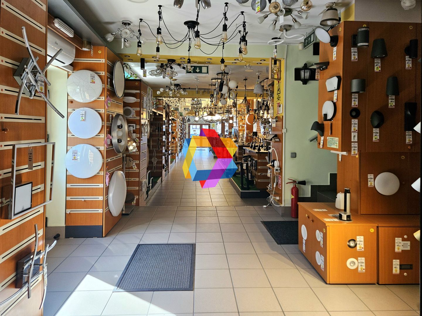 Casă plus Spațiu comercial  741 mp, Teren 906 mp Brasov - zona Blumana - Poză 12