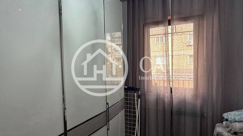 Apartament de vânzare 2 camere în zona Rogerius - Poză 8