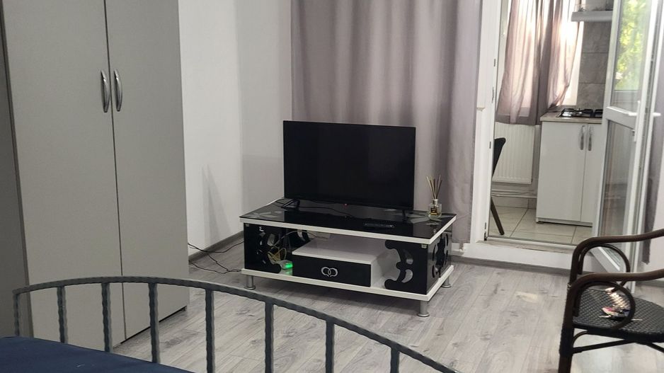 De inchiriat apartament 1 camera - zona IC Frimu - Poză 2