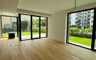 Apartament 4 camere cu curte