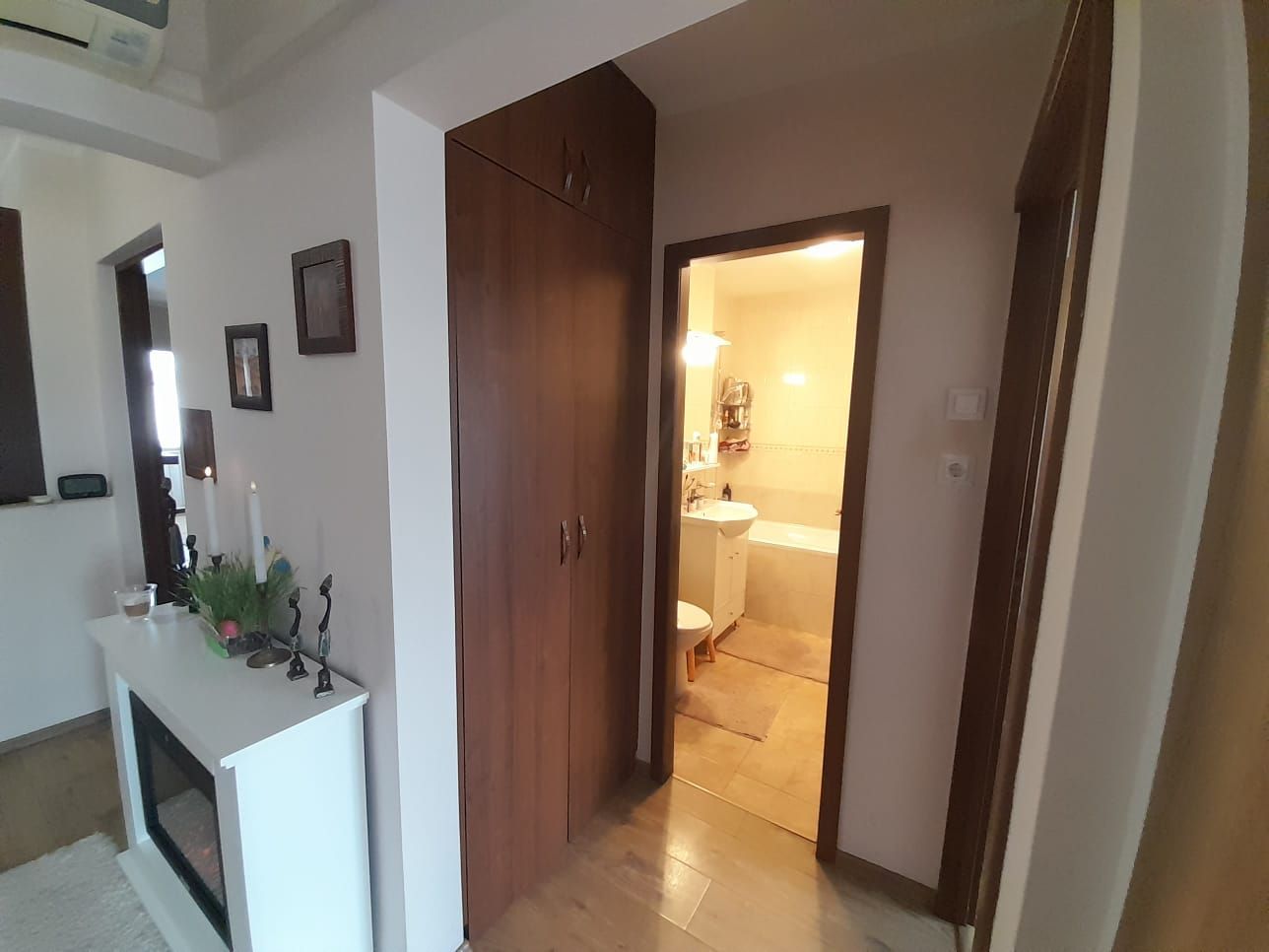 Apartament spatios cu patru camere zona -Bucovina - Poză 15