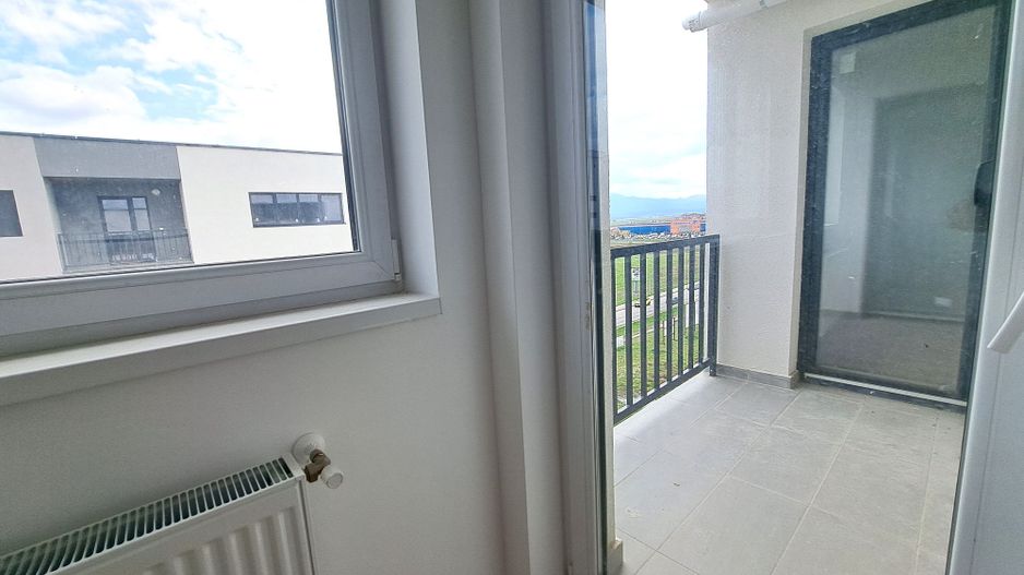 Apartament 4 camere, 2 bai - spatiu si confort - Poză 8