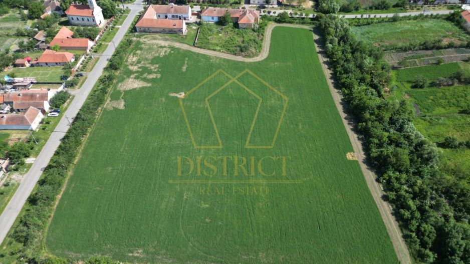 Teren de 1.6ha ideal pentru dezvoltare rezidentiala sau proiect turistic - Poză 2