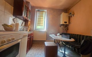 Apartament 3 camere – Etaj 1 – Zona Abator - Poză 10