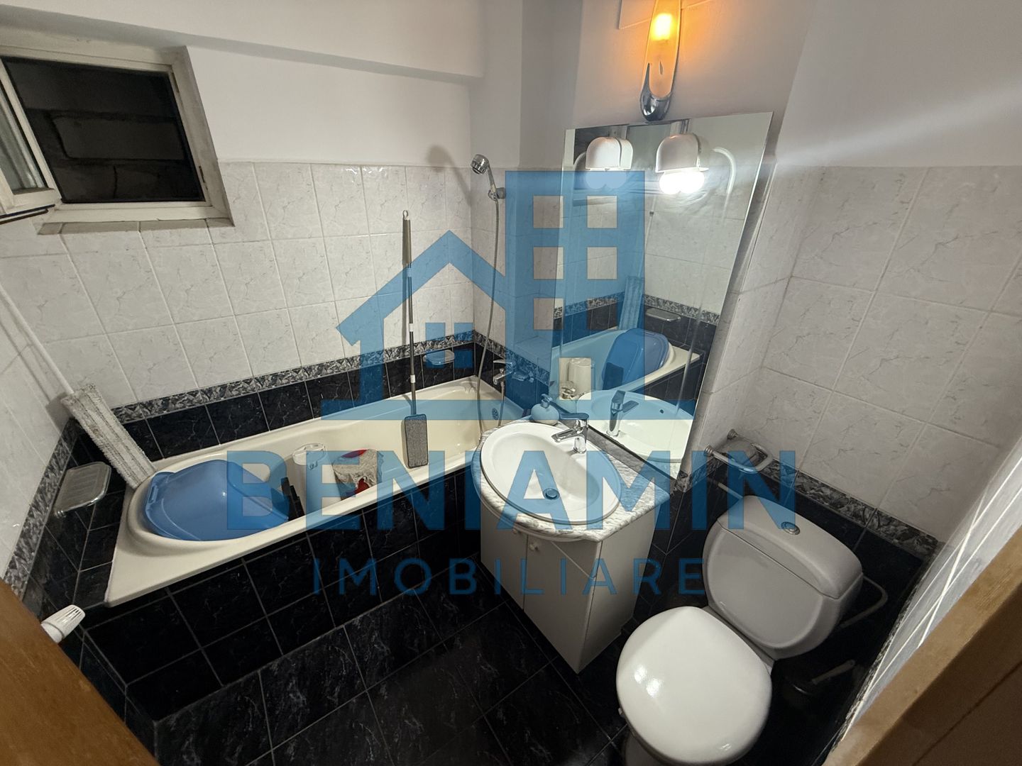 3 camere - centrala - mobilat - utilat - 90mp - McDonald's - Poză 2