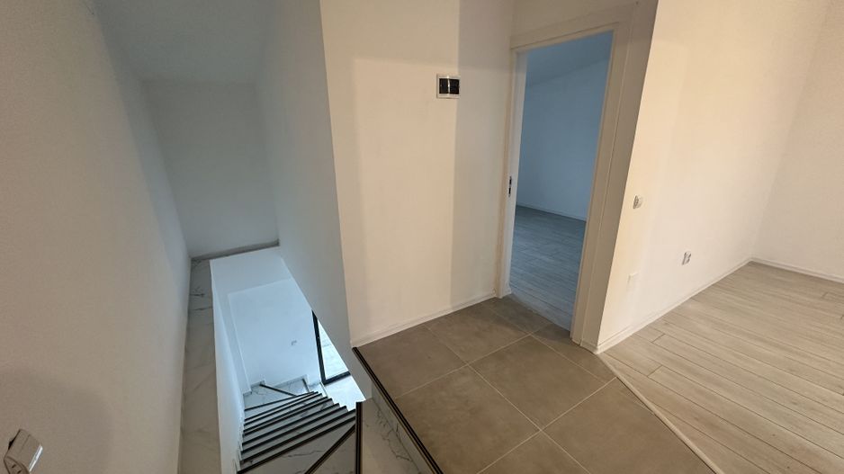 CASA INSIRUITA 5 CAMERE - BRAGADIRU, TOATE UTILITATILE, COMISION 0% - Poză 4