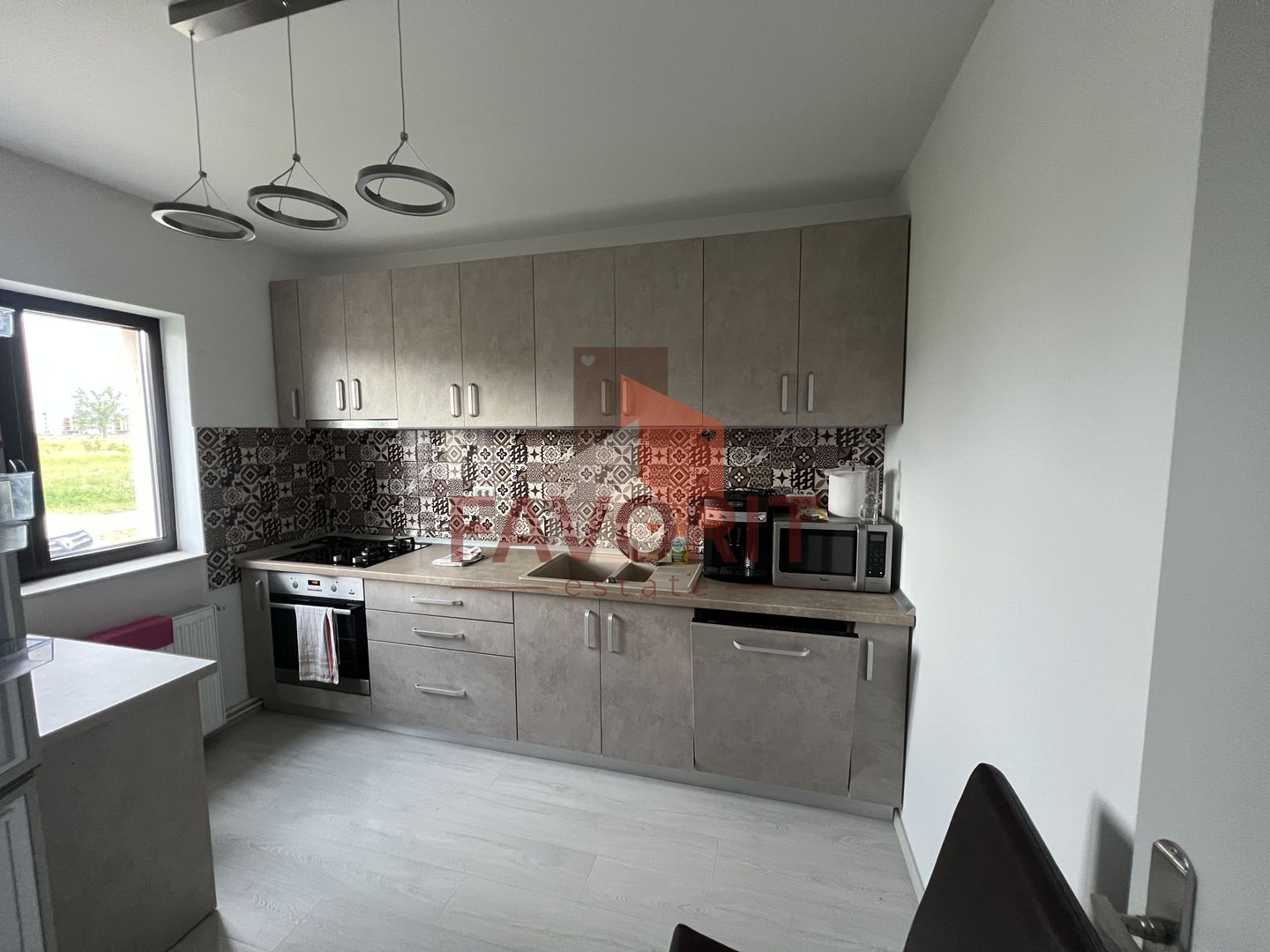 1/2 Duplex 4 camere | Mobilat | Giroc - Zona Neptun - Poză 9