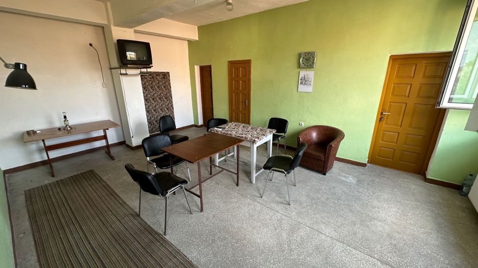 Proprietate compusă din 2 case - Poză 9