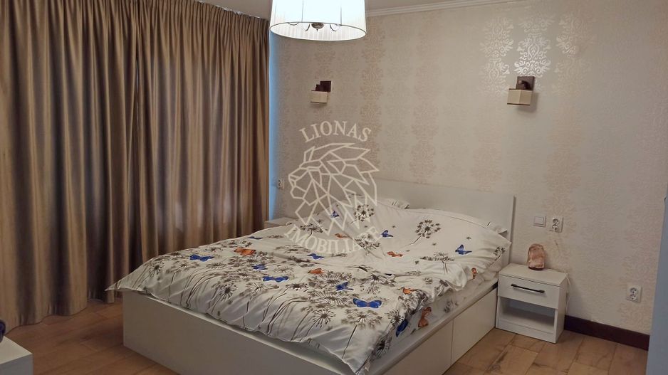 Casa 6 camere 220 mp-teren 1200 mp-curte amenajata-garaj-La Soare - Poză 3