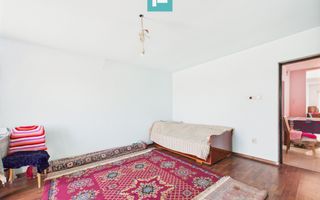 Casă P+E+M în zona Mehala pe arteră principală - Poză 11