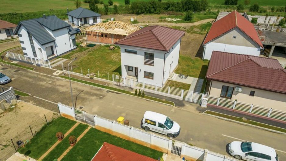 Casă de vânzare modernă și spațioasă – Comision 0%! - Poză 4