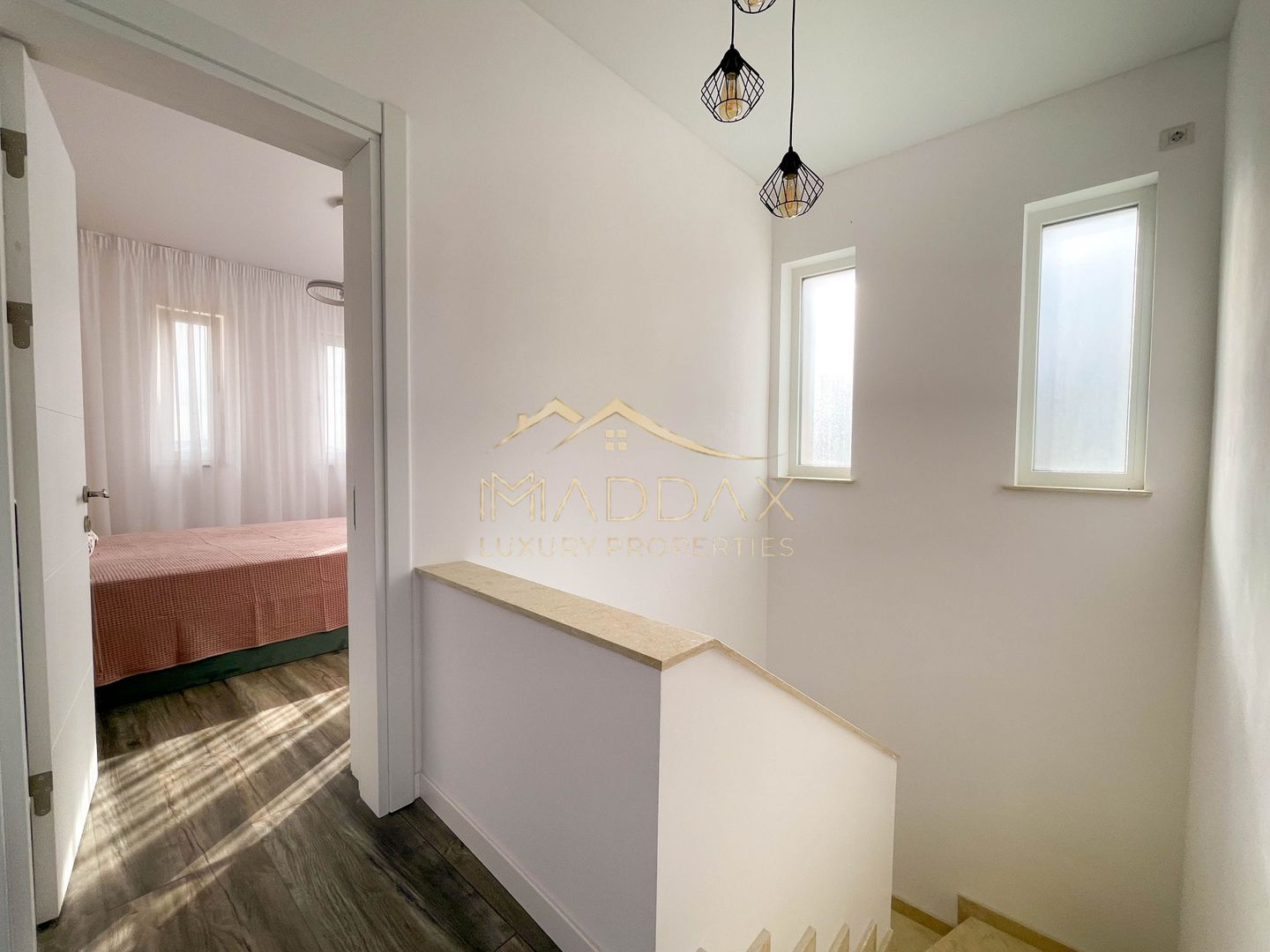 *** Vila 4 camere de vanzare II Nemobilata II Corbeanca - Poză 18