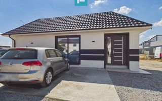 Birou 32 mp Oradea, parcare, acces centură - Poză 1