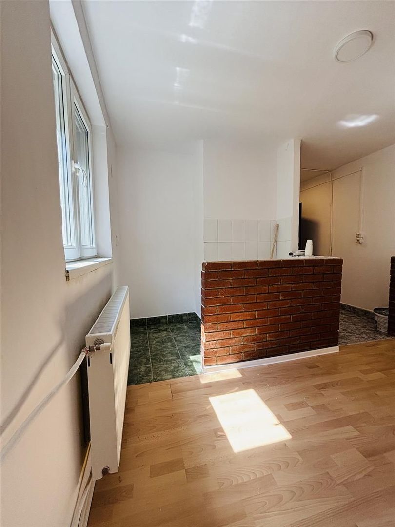 Apartament cu 2 camere semidecomandat Rogerius. - Poză 4