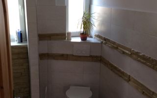 Casa Sura mica cartier EDEN mobilata si utilata 500 mp teren - Poză 3