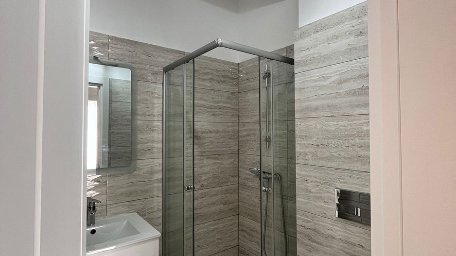 3 cam, Rebreanu, bloc nou, încălzire pardoseala, parcare inclusa, lux! - Poză 6