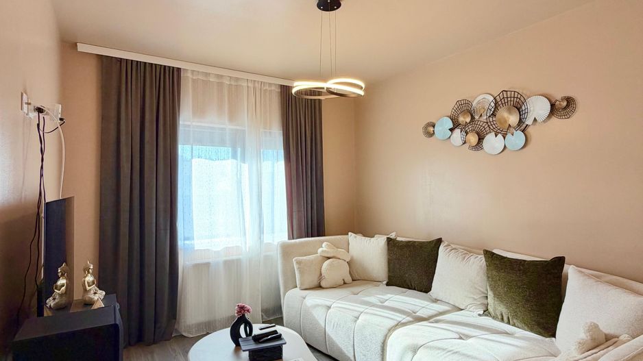 Duplex despartit prin baie - 4 camere I mobilat I Sanmihaiu Roman - Poză 7