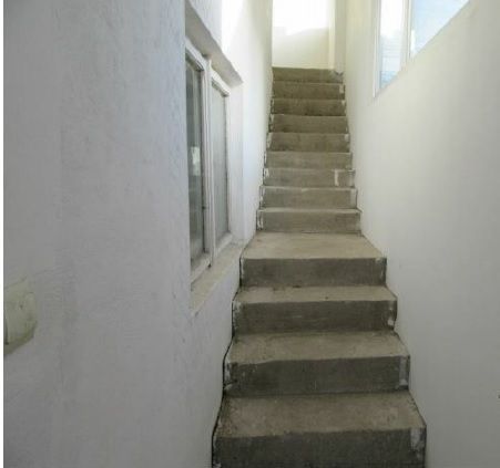 Casa si spatiu comercial Pucioasa - Poză 4