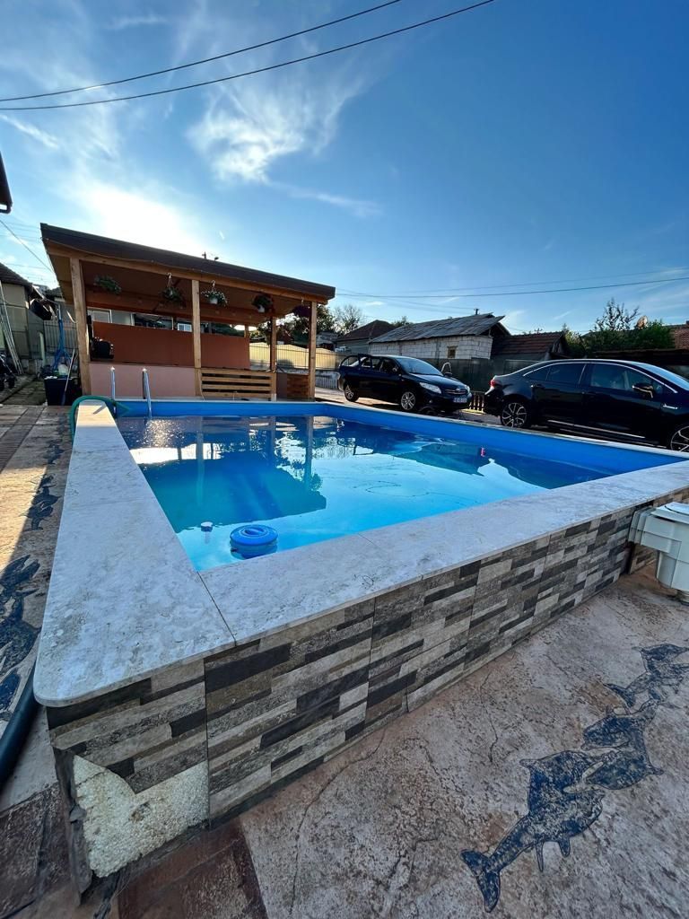 Casă spațioasă cu piscină, de vânzare în Simeria - Poză 4