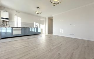 Apartament cu 4 camere /85.5mp/zona Sub Cetate. - Poză 2