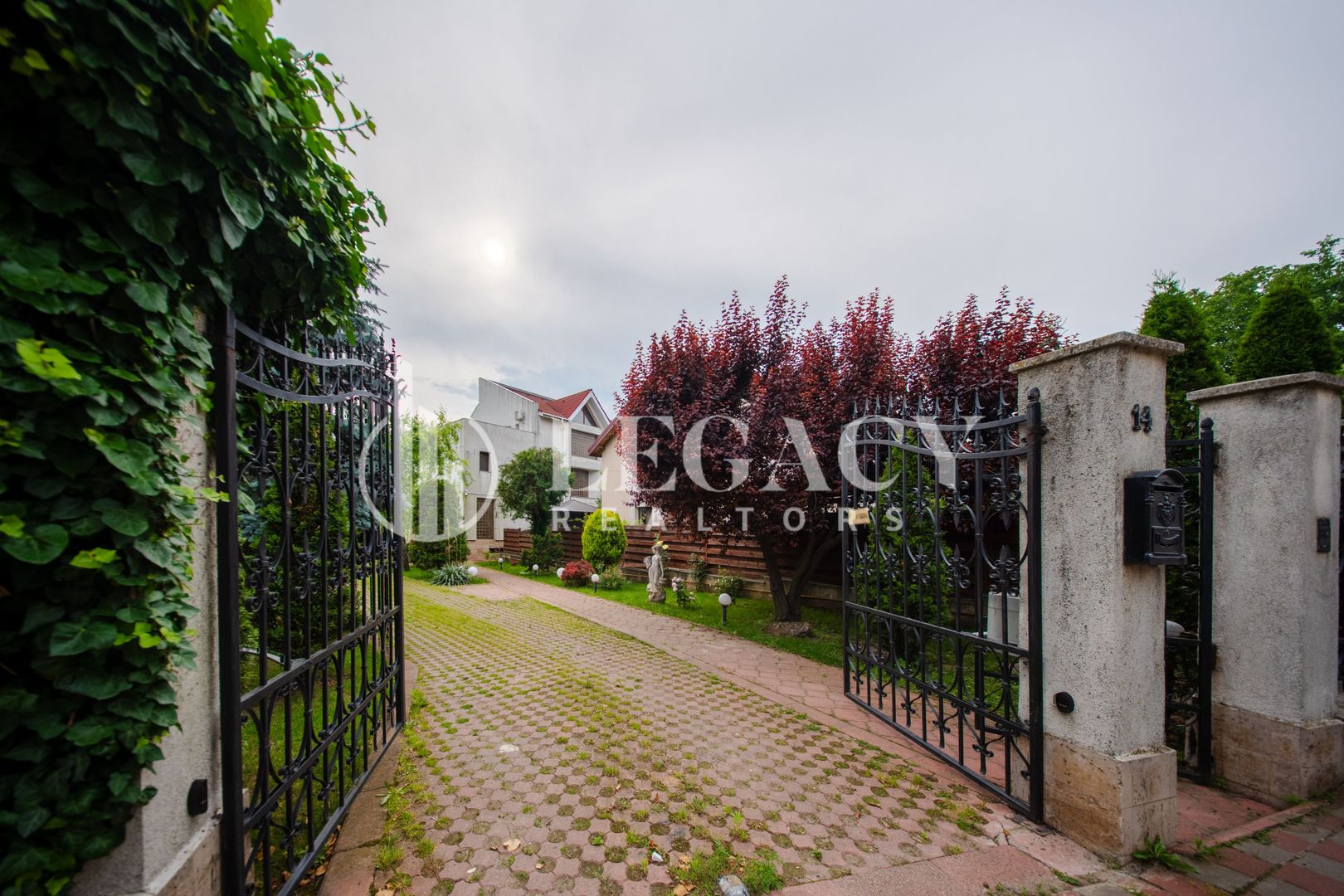Vilă Exclusivistă în Copou – 680 mp Utili | Teren 1.414 mp - Poză 26