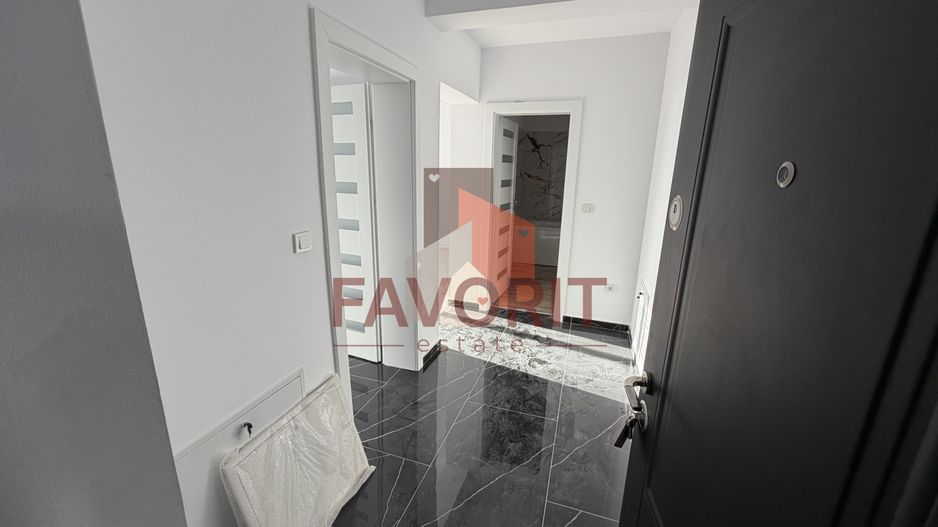 Spatios. Bucatarie inchisa de 10 mp. Disponibil imediat - Poză 3