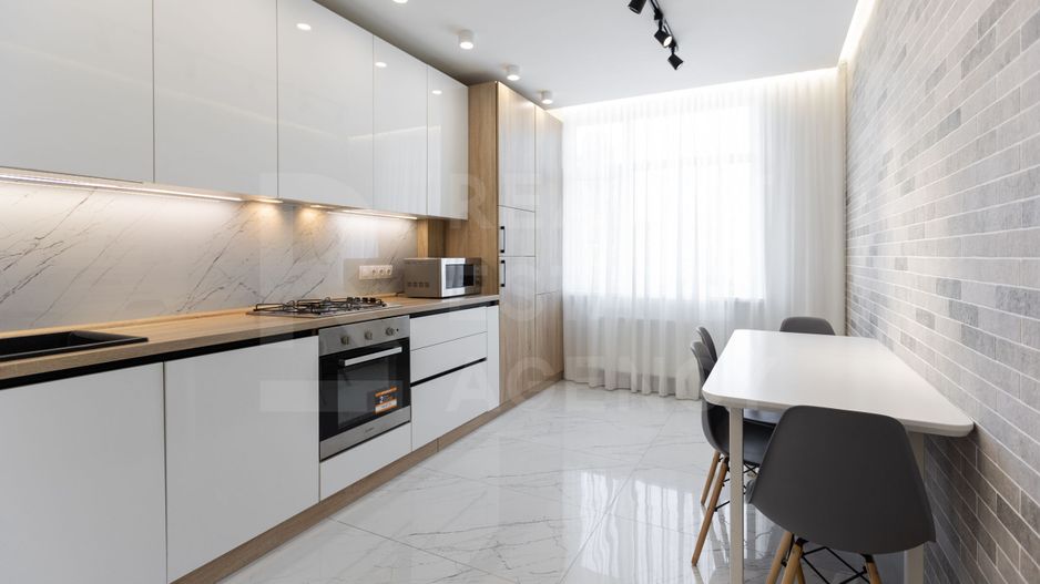 Chirie, apartament, 2 camere, str. Caşu Gheorghe, Centru - Poză 2