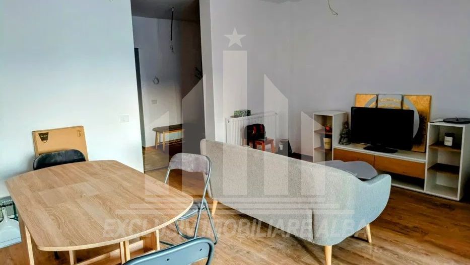 Apartament cu 2 camere, Cetate, Bloc Nou - Poză 2