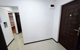 Apartament 3 camere de inchiriat, 9 Mai, 2 bai, beci - Poză 3