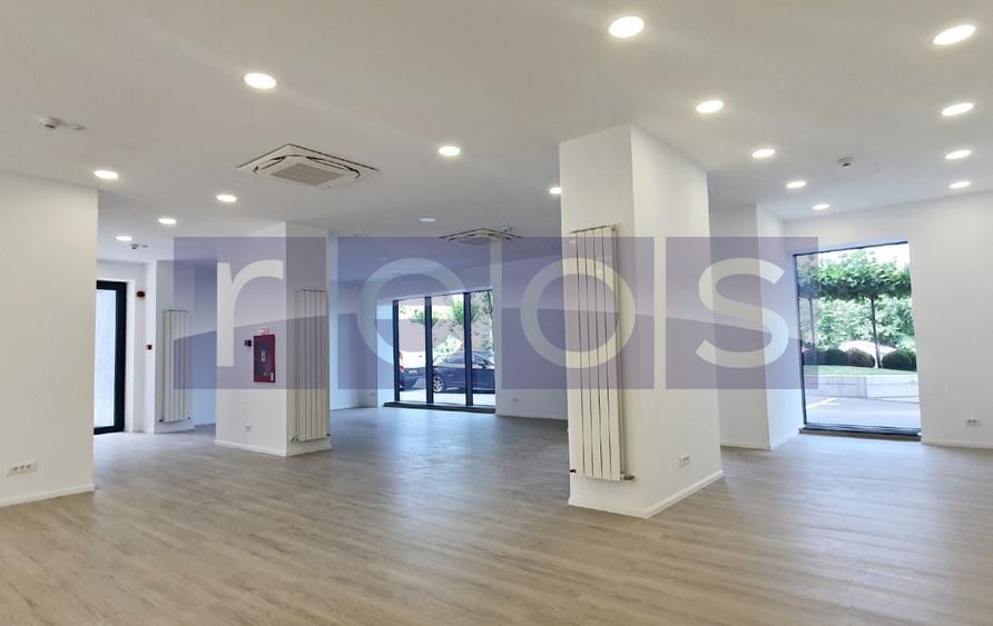 DE ÎNCHIRIAT SPAȚIU COMERCIAL 154 MP – TRAFIC INTENS, PARCARE INCLUSĂ - Poză 2