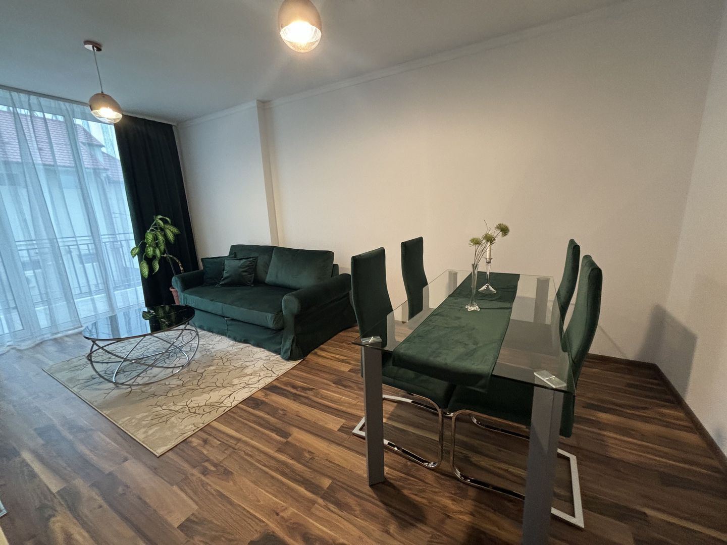 Mobilat si utilat cu loc de parcare subteran la City of Mara - Poză 5