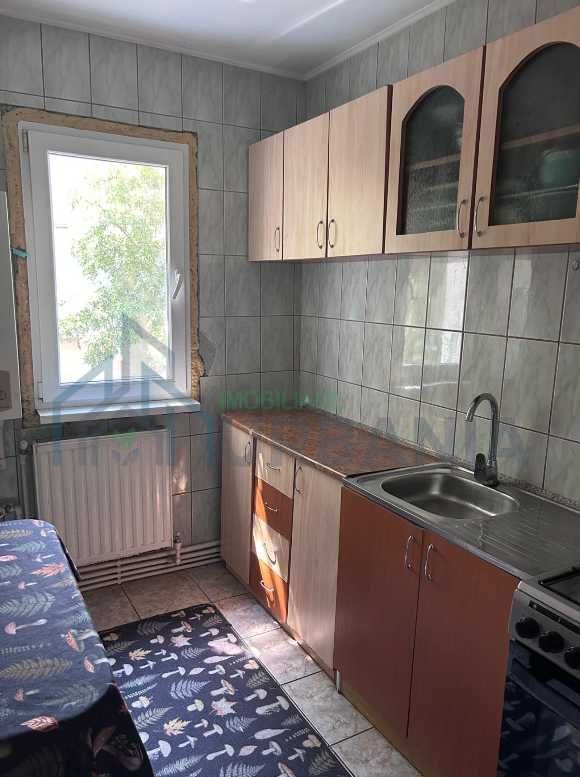 Apartament 3 camere semidecomandat, Podu Roș (Bld. Țuțora) - Vânzare - Poză 7