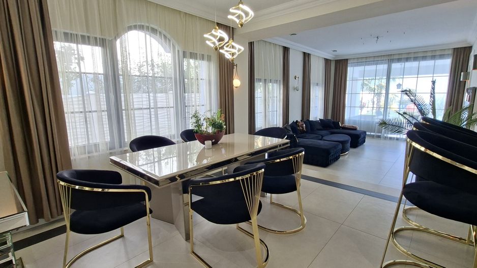 Vila spatioasa cu piscina - Dumbravita/Padurea Verde - Poză 7