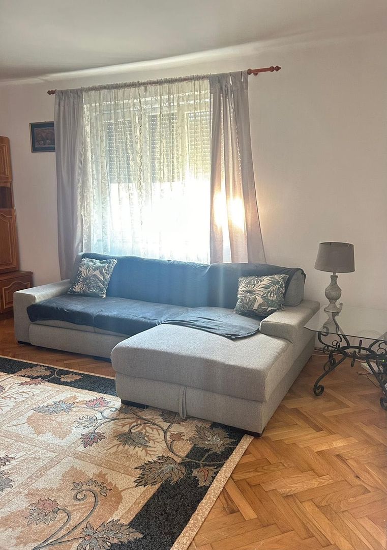 Vând casă zonă semicentrală - Poză 4