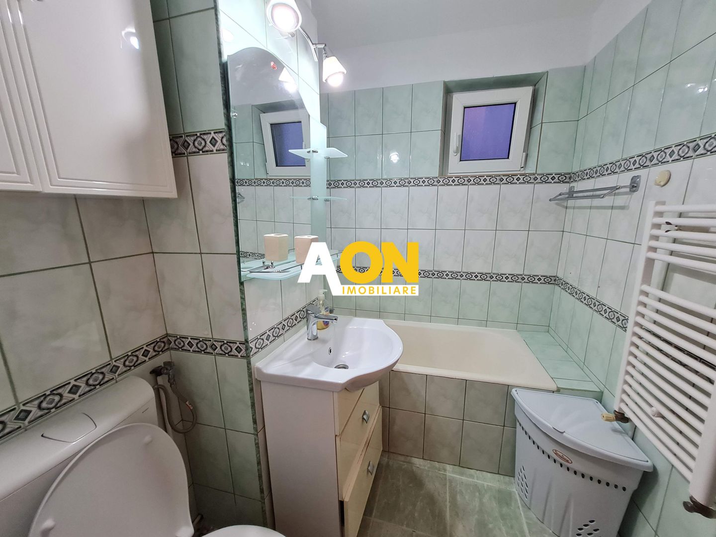 Aparatament 2 Camere Decomandat Zona Cetate - Poză 10