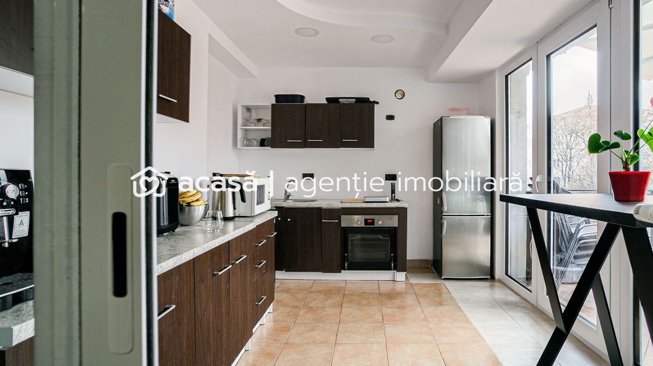 PROPRIETATE VÂNDUTĂ Apartament tip Penthouse în spate la Ziridava - Poză 10