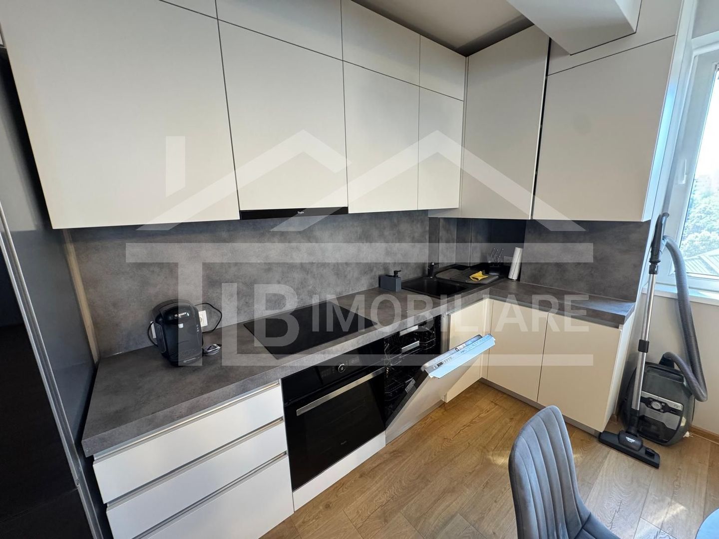 Apartament cu 2 camere, 55mp,  parcare, Zona Tudor - Poză 10