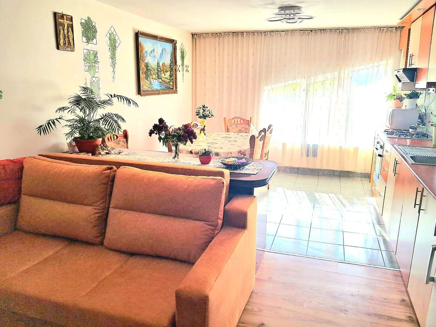 Vind apartament 3 camere zona Plopilor. - Poză 2
