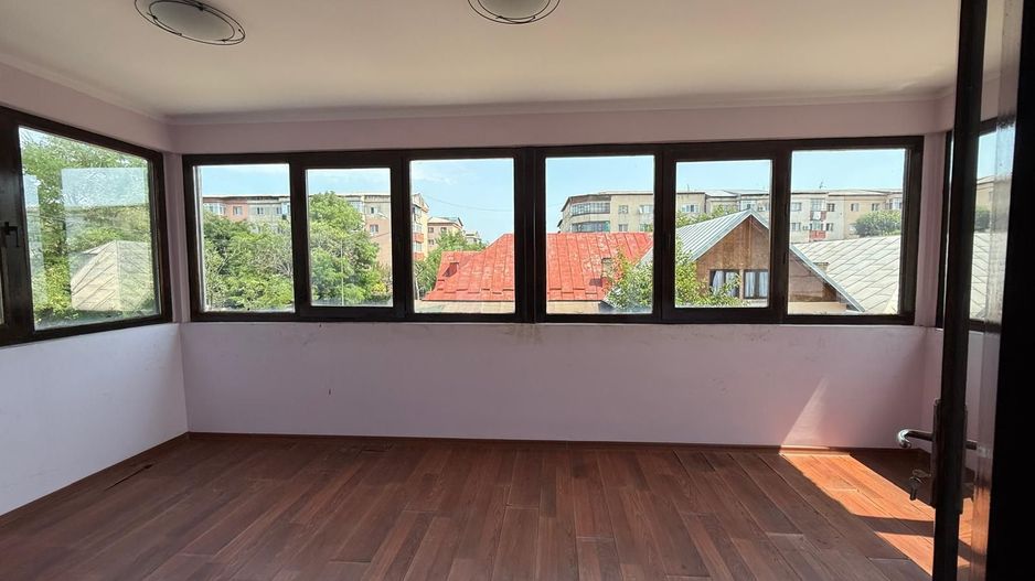 Casă de vânzare sau de închiriat in M12- INVESTIȚIE SAU LOCUINȚĂ? - Poză 13