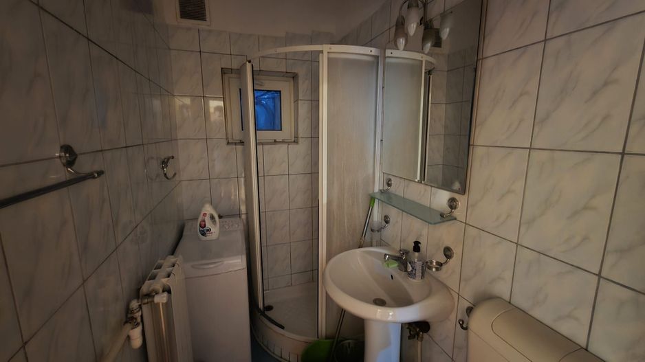 Apartament cu 2 camere - piata Romana - Poză 6