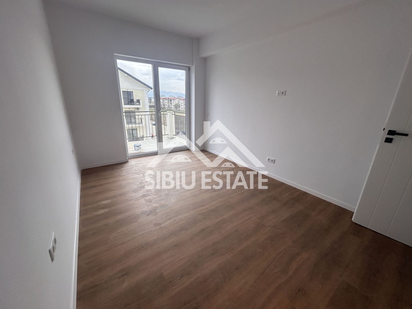 Locuinta moderna 3 camere cu gradina si terasa in Selimbar - Poză 16