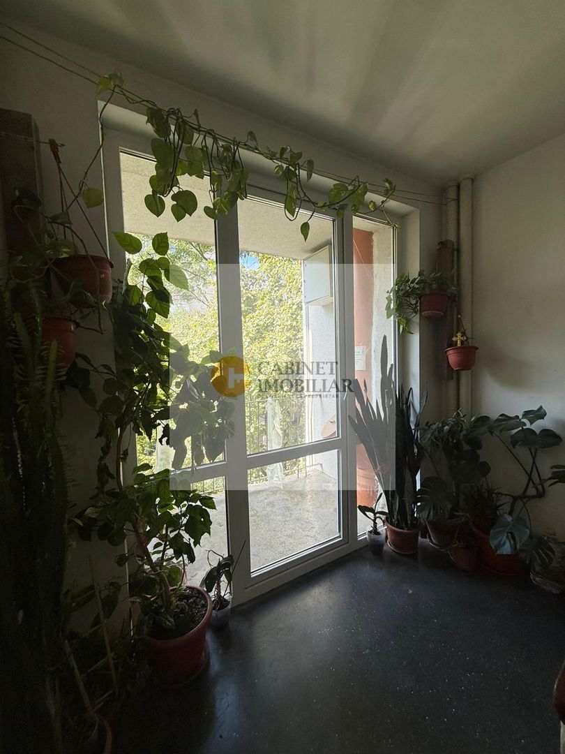 3 camere I Gara de nord I Creditabil I 1962 - Poză 25
