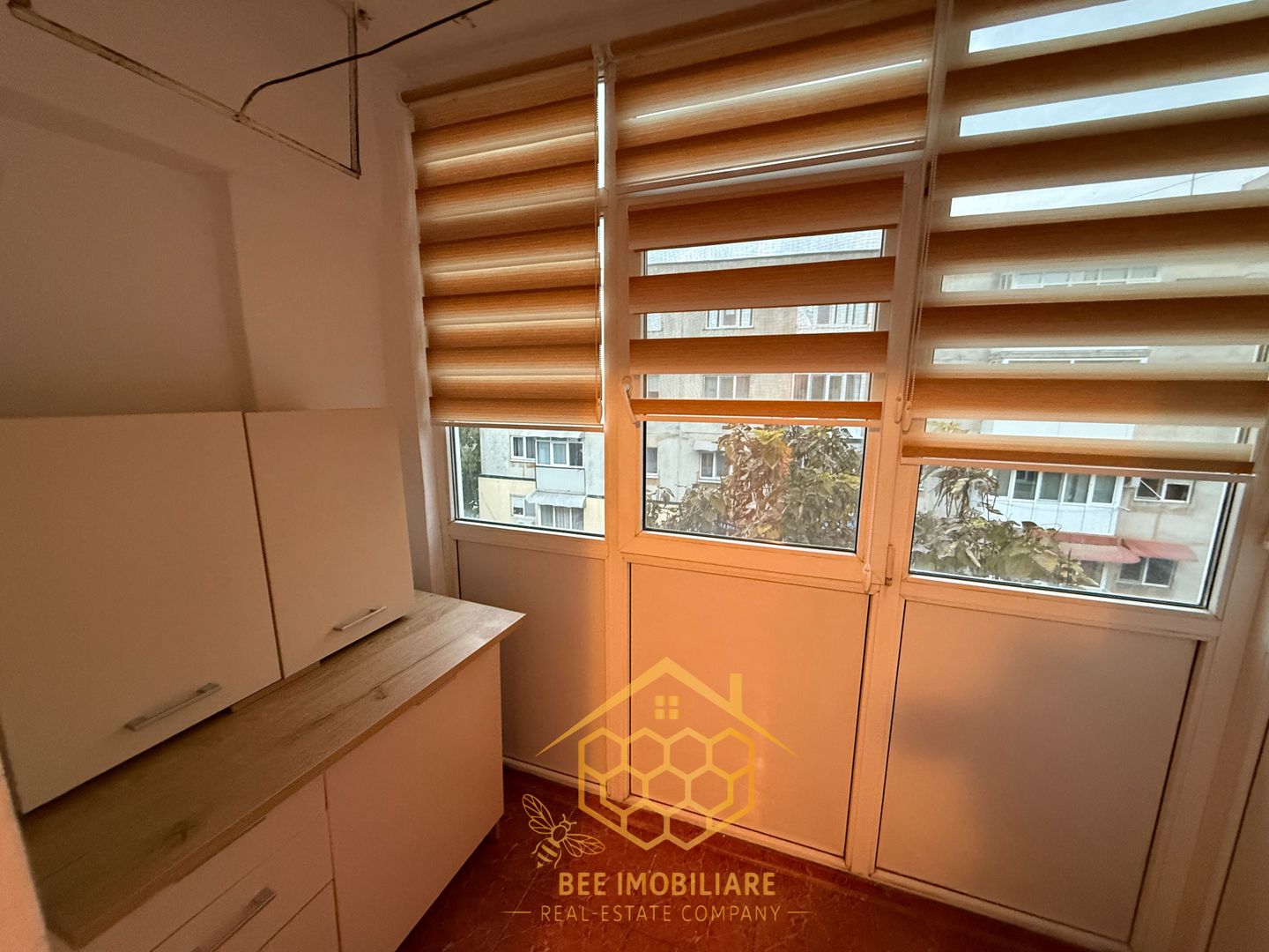 Apartament cu 2 camere in cartierul George Enescu - Poză 6