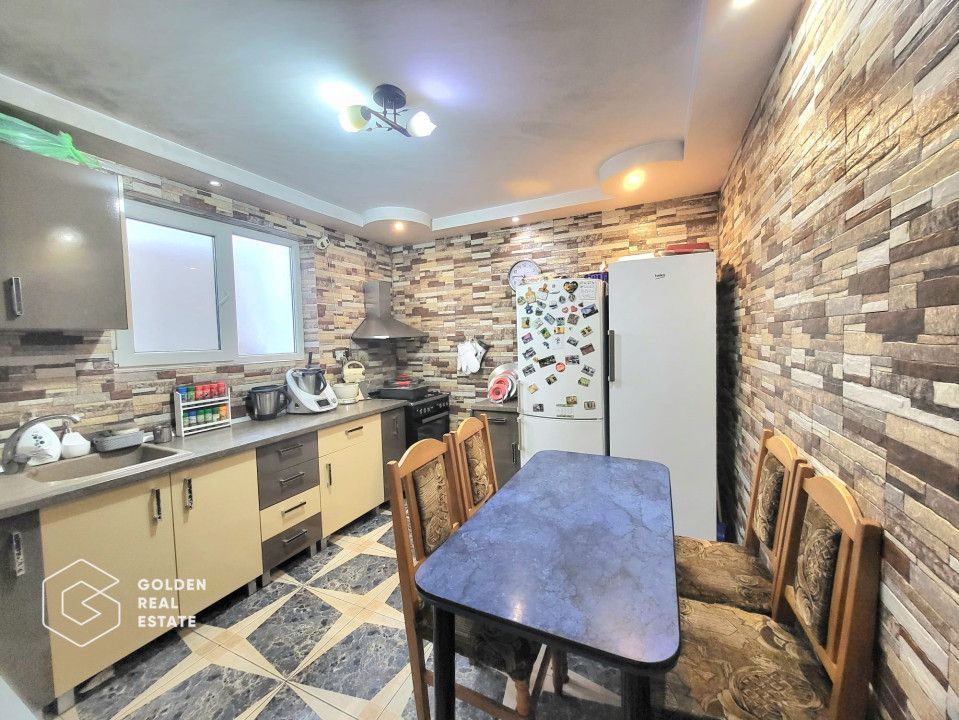 Casa P+M în Curtici, 1080 mp teren, 8 camere - Poză 9