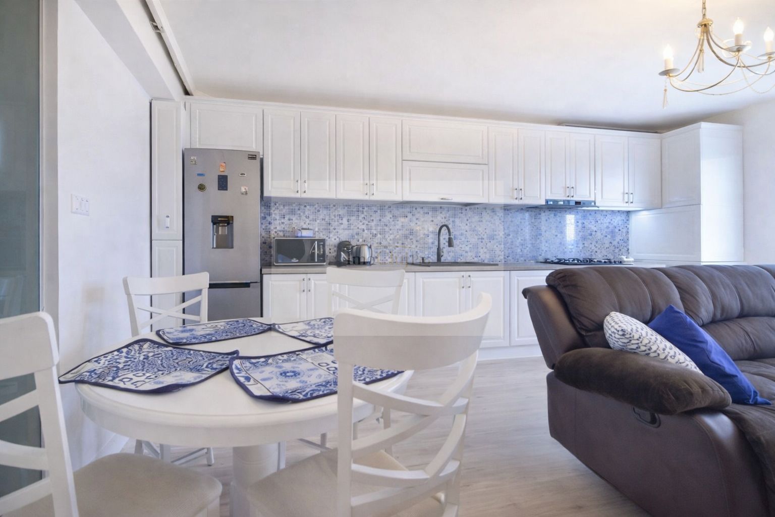 Inchiriere 3 camere| 70 mp + terasă 16 mp | Parcare -Leroy Merlin - Poză 1