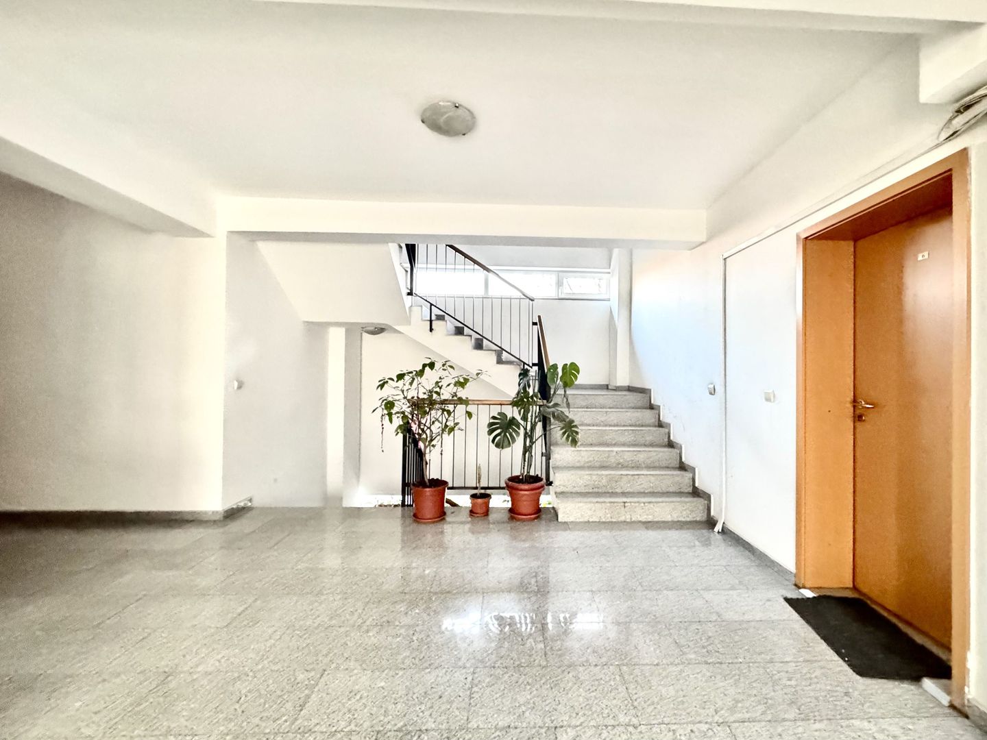 Apartament 3 camere în ansamblu cu curte și loc de joacă – Lipovei - Poză 19