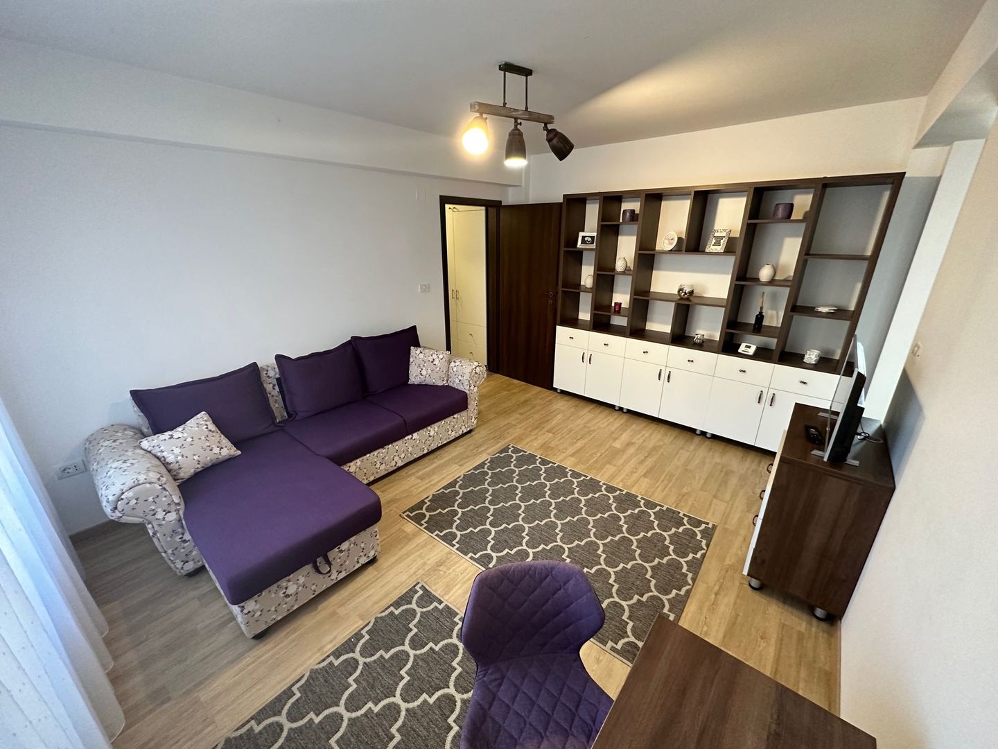 Apartament 3 camere zona Piața Victoriei - Poză 6