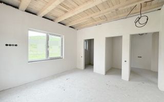 Casa individuala cu teren de 400 mp in Luna de Sus. - Poză 9